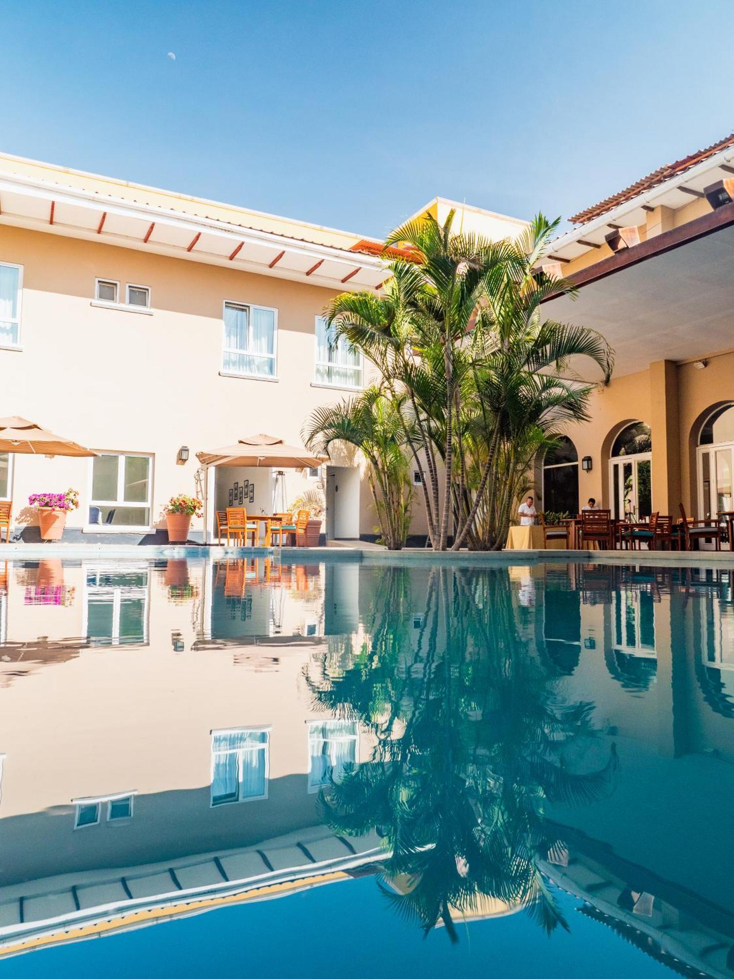 Lp Los Portales Hotel Piura Buitenkant foto