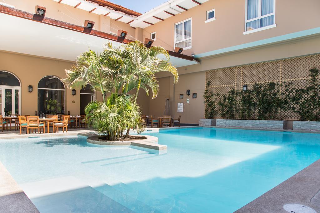 Lp Los Portales Hotel Piura Buitenkant foto